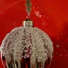 Boule rouge et argent