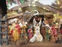 Crèche en résine