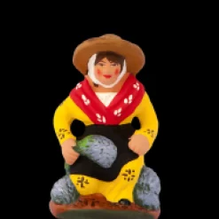 Femme lavande à genoux