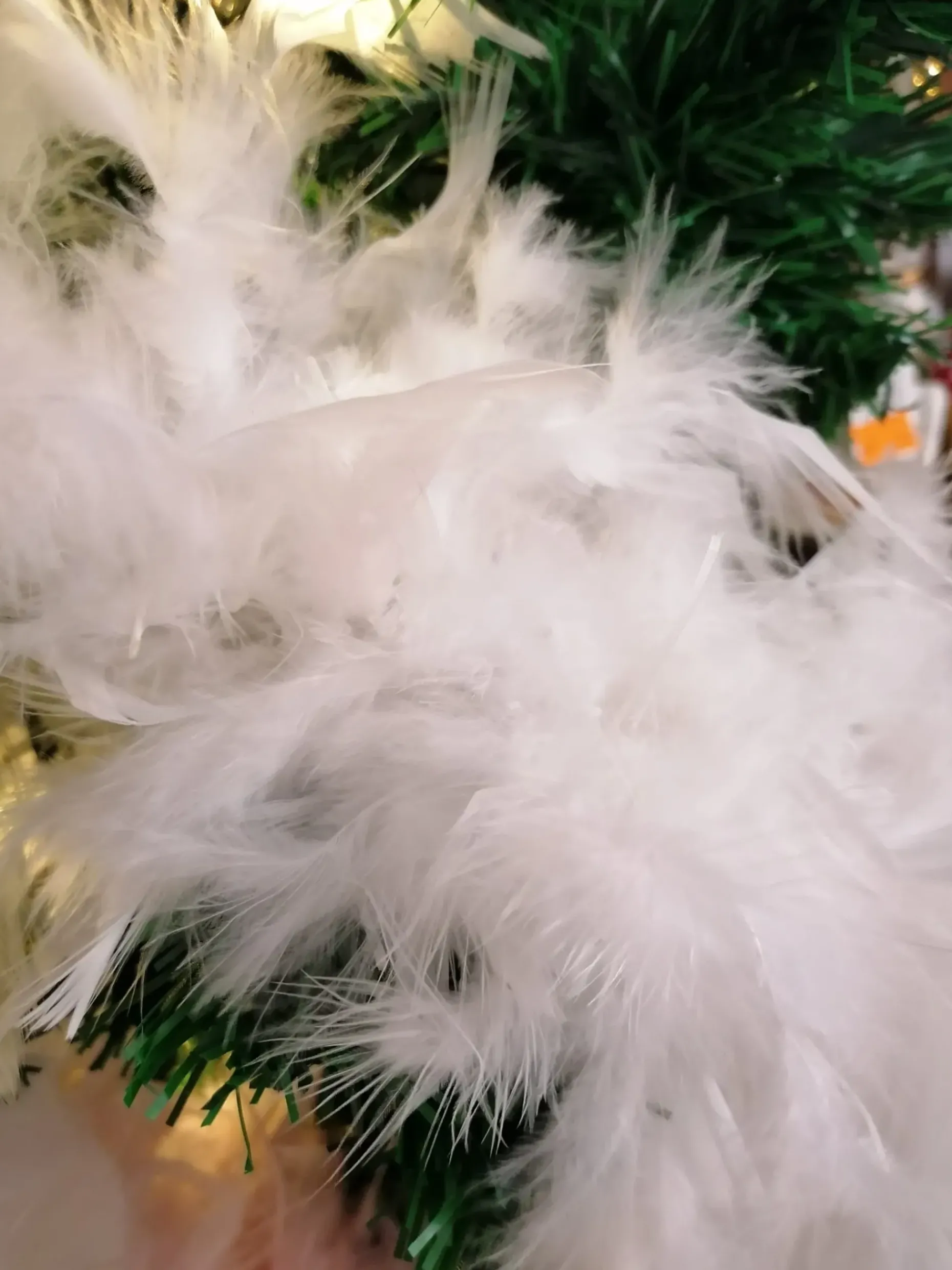 Guirlande à plumes blanches